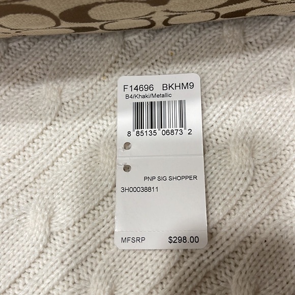 Coach Purse Signature Print/Gold - Picture 6 of 8